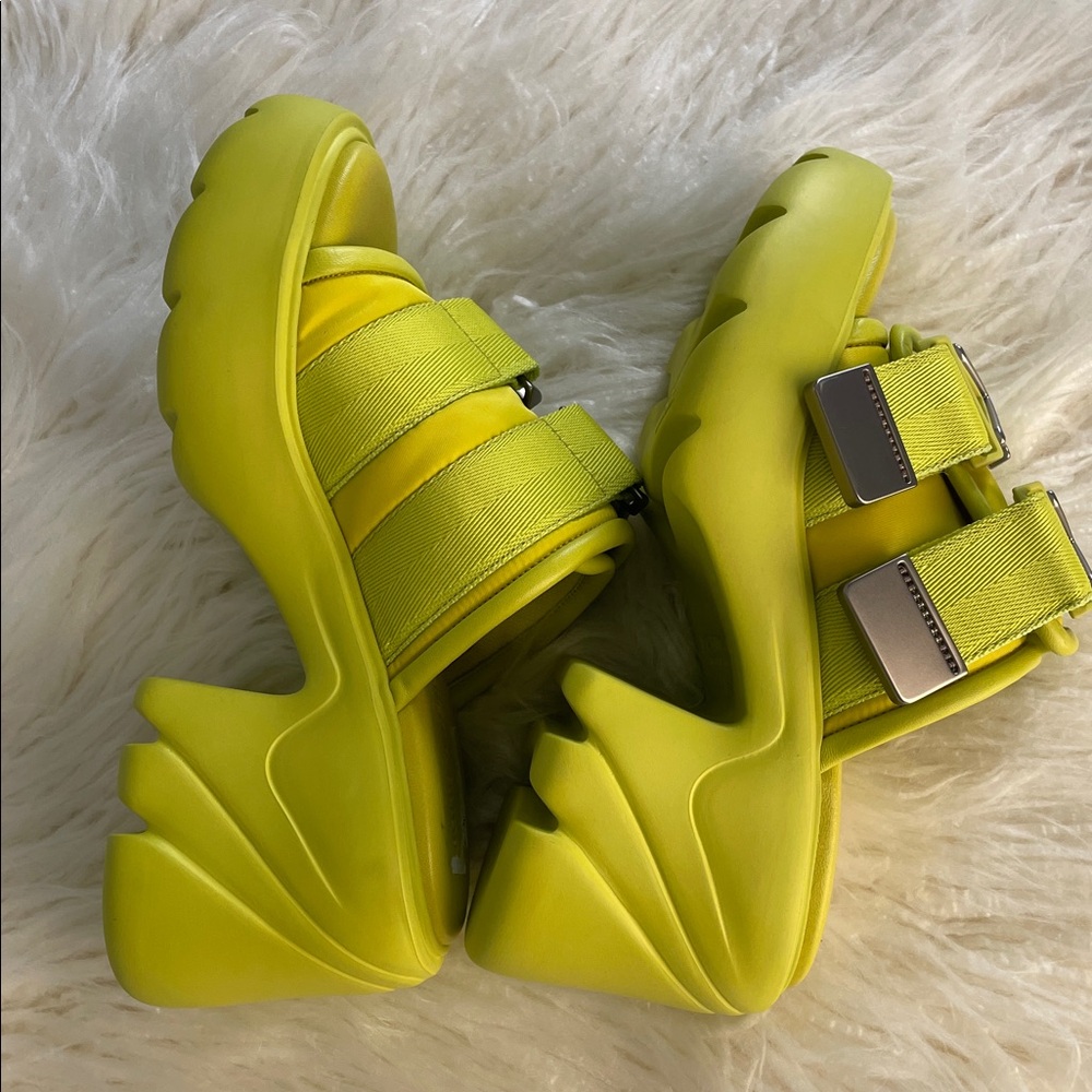 + BOTTEGA VENETA + Flash Double Buckle Platform Slide Sandal - Picture 11 of 14